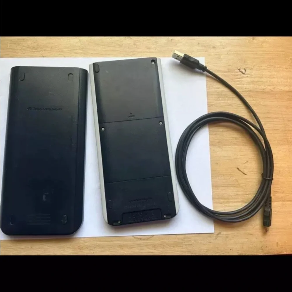 Texas Instruments TI Nspire CX Ii Cas Graphing Calculator charger And Cover ONL